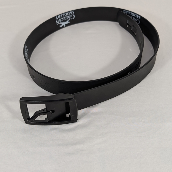 Gallops Saddlery C4 Classic Equestrian Black Belt Removable Buckle Size 44" - Picture 2 of 7